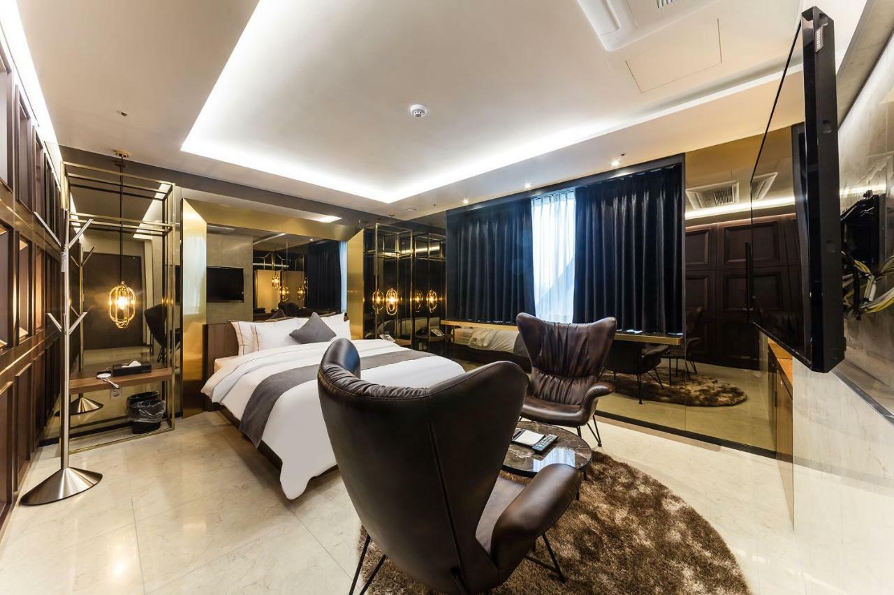 Astro Hotel Yongin Buitenkant foto