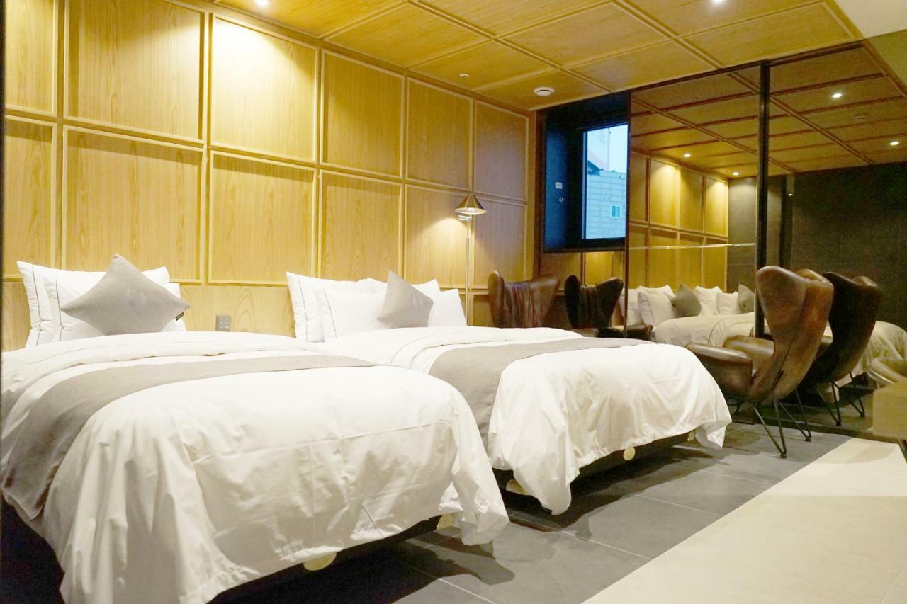 Astro Hotel Yongin Buitenkant foto